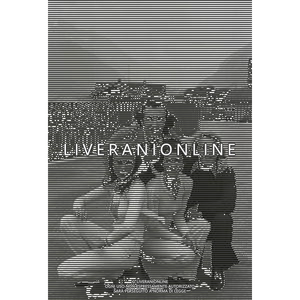 RETROSPETTIVA COMPLESSO I RICCHI E POVERI NELLA FOTO COMPLESSO MUSICALE DEI RICCHI E POVERI NELL\'ANNO 1971 AL FESTIVAL DI SAINT VINCENT Angelo Sotgiu, Franco Gatti, Angela Brambati e Marina Occhiena AG ALDO LIVERANI SAS