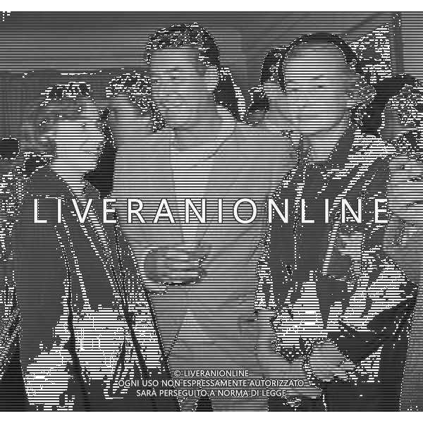 Neg- RIUNIONE VARI ARTISTI E PERSONALITA\' A SOSTEGNO DI VIA MARGUTTA A ROMA ANNI \'50 NELLA FOTO L\'ATTORE ERROL FLYNN AG ALDO LIVERANI SAS