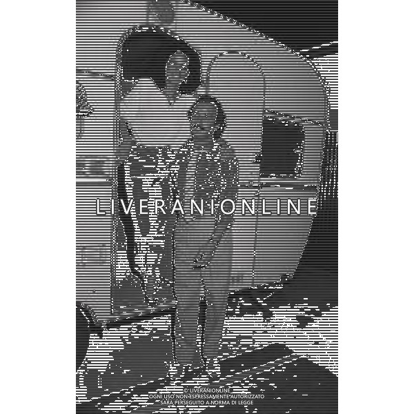 NEG-RETROSPETTIVA COMPLESSO I RICCHI E POVERI NELLA FOTO FRANCO GATTI CON LA MOGLIE STEFANIA PICASSO NELL\'ANNO 1982 A GENOVA AG ALDO LIVERANI SAS