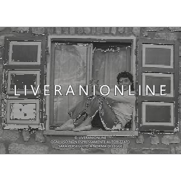 RETROSPETTIVA COMPLESSO I RICCHI E POVERI NELLA FOTO ANGELA BRAMBATI NELL\'ANNO 1982 AG ALDO LIVERANI SAS 