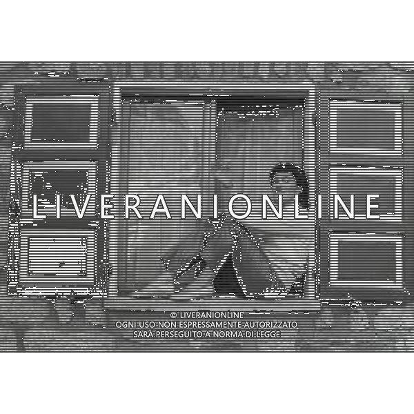 RETROSPETTIVA COMPLESSO I RICCHI E POVERI NELLA FOTO ANGELA BRAMBATI NELL\'ANNO 1982 AG ALDO LIVERANI SAS 