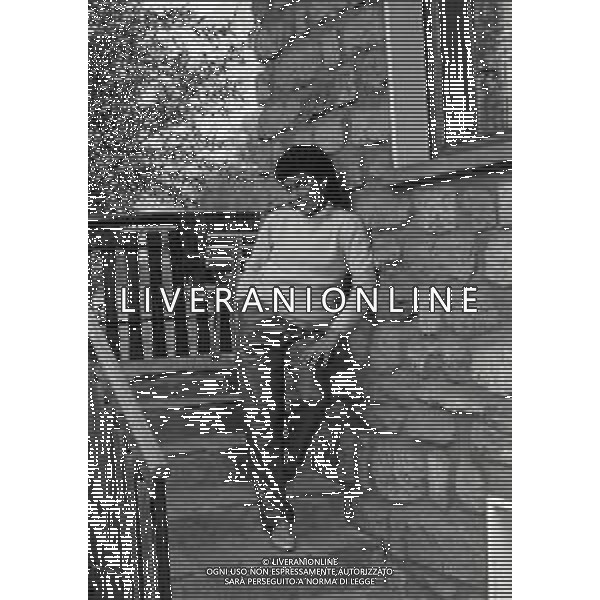 RETROSPETTIVA COMPLESSO I RICCHI E POVERI NELLA FOTO ANGELA BRAMBATI NELL\'ANNO 1982 AG ALDO LIVERANI SAS  