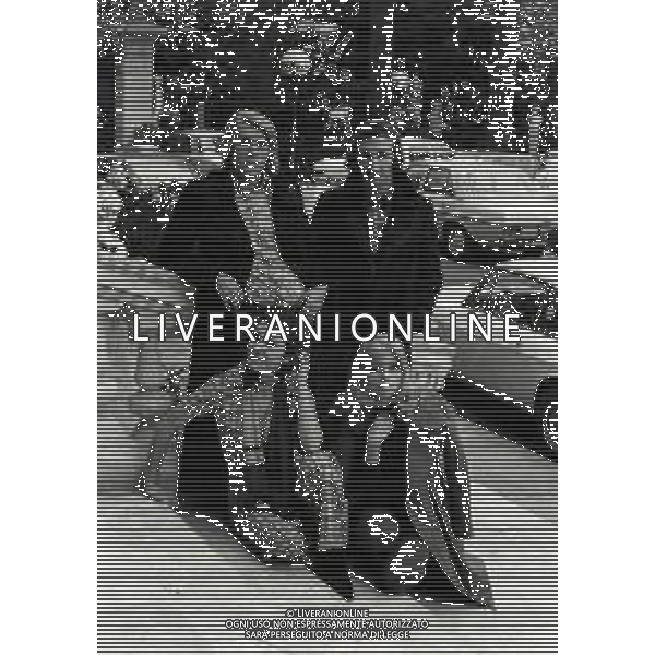 NEG-RETROSPETTIVA COMPLESSO I RICCHI E POVERI NELLA FOTO COMPLESSO MUSICALE DEI RICCHI E POVERI NELL\'ANNO 1970 AL FESTIVAL DI SANREMO Angelo Sotgiu, Franco Gatti, Angela Brambati e Marina Occhiena AG ALDO LIVERANI SAS 