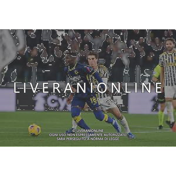 Torino 28.10.2023 Allianz Stadium @Manuela Viganti/Ag. Aldo Liverani sas Juventus vs Hellas Verona Campionato Calcio Serie A TIM 2023/2024 10a giornata Nella foto: fabio miretti e martin hongla ©Viganti/AGENZIA ALDO LIVERANI SAS