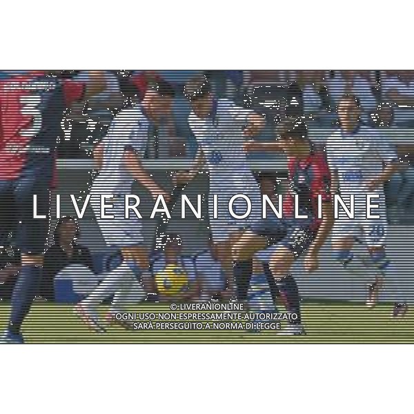 29-10-2023. Cagliari calcio- Frosinone calcio. 10° giornata campionato calcio italiano Serie A 2023/2024, Stadio Unipol Domus Cagliari. Foto Salvatore Moi/Agenzia Aldo Liverani s.as. Nella foto: Karlo Lulic Frosinone, Jakub Jankto Cagliari, Pol Lirola Frosinone ©Moi Salvatore / AGENZIA ALDO LIVERANI SAS