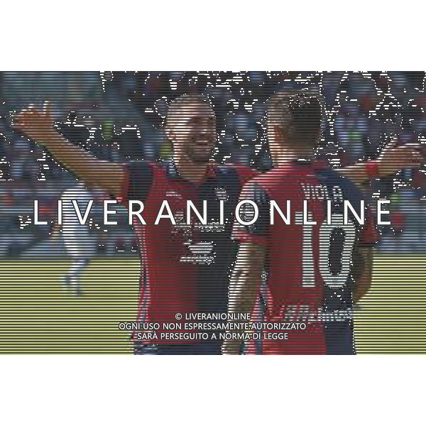 29-10-2023. Cagliari calcio- Frosinone calcio. 10° giornata campionato calcio italiano Serie A 2023/2024, Stadio Unipol Domus Cagliari. Foto Salvatore Moi/Agenzia Aldo Liverani s.as. Nella foto: Gol ed esultanza del Cagliari in casa contro Frosinone, nello stadio Unipol Domus di Cagliari. Segna:Agenzia Aldo Liverani s.a.s. Nella foto: Leonardo Pavoletti Cagliari ©Moi Salvatore / AGENZIA ALDO LIVERANI SAS