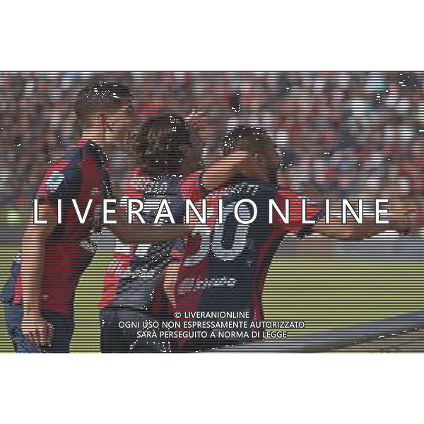 29-10-2023. Cagliari calcio- Frosinone calcio. 10° giornata campionato calcio italiano Serie A 2023/2024, Stadio Unipol Domus Cagliari. Foto Salvatore Moi/Agenzia Aldo Liverani s.as. Nella foto: Gol ed esultanza del Cagliari in casa contro Frosinone, nello stadio Unipol Domus di Cagliari. Segna:Agenzia Aldo Liverani s.a.s. Nella foto: Leonardo Pavoletti Cagliari ©Moi Salvatore / AGENZIA ALDO LIVERANI SAS