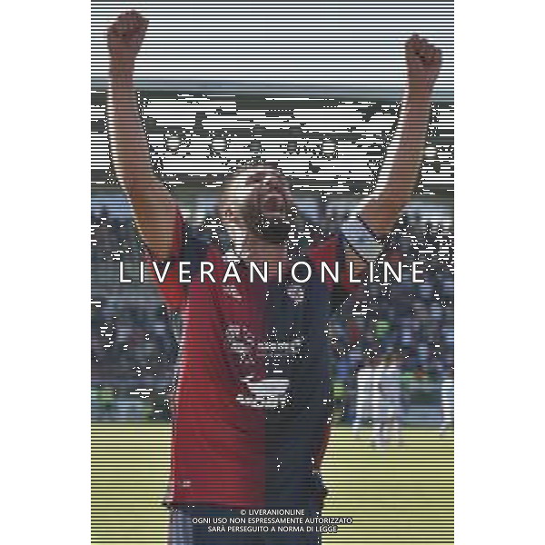 29-10-2023. Cagliari calcio- Frosinone calcio. 10° giornata campionato calcio italiano Serie A 2023/2024, Stadio Unipol Domus Cagliari. Foto Salvatore Moi/Agenzia Aldo Liverani s.as. Nella foto: Gol ed esultanza del Cagliari in casa contro Frosinone, nello stadio Unipol Domus di Cagliari. Segna:Agenzia Aldo Liverani s.a.s. Nella foto: Leonardo Pavoletti Cagliari ©Moi Salvatore / AGENZIA ALDO LIVERANI SAS
