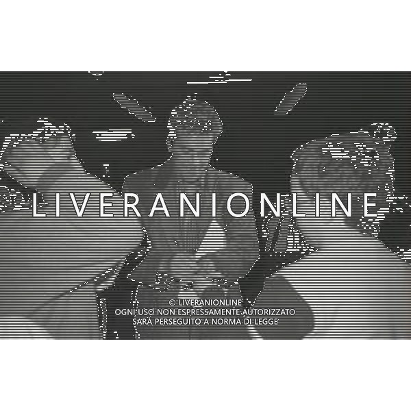 NEG-RETROSPETTIVA RICCHI E POVERI COMPLESSO MUSICALE NELLA FOTO I RICCHI E POVERI AL FESTIVAL DI SANREMO NELL\'ANNO 1985 AG ALDO LIVERANI SAS 