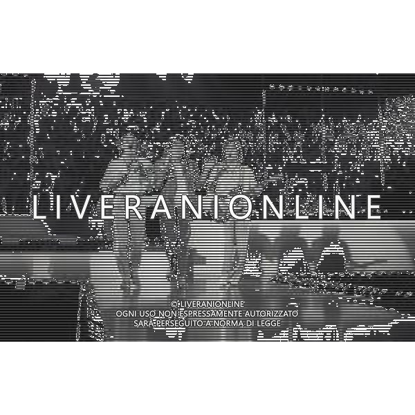 NEG-RETROSPETTIVA COMPLESSO MUSICALE RICCHIE POVERI NELLA FOTO IL COMPLESSO MUSICALE DEI RICCHI E POVERI A SAINT VINCENT ESTATE NELL\'ANNO 1986 AG ALDO LIVERANI SAS