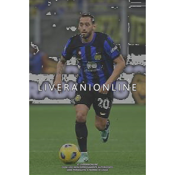 Inter vs Roma nella foto Hakan Calhanoglu (Inter) Milano 29-10-2023 Stadio Giuseppe Meazza - San Siro Campionato Serie A TIM - 10a giornata foto Roberto Garavaglia/ag. Aldo Liverani sas