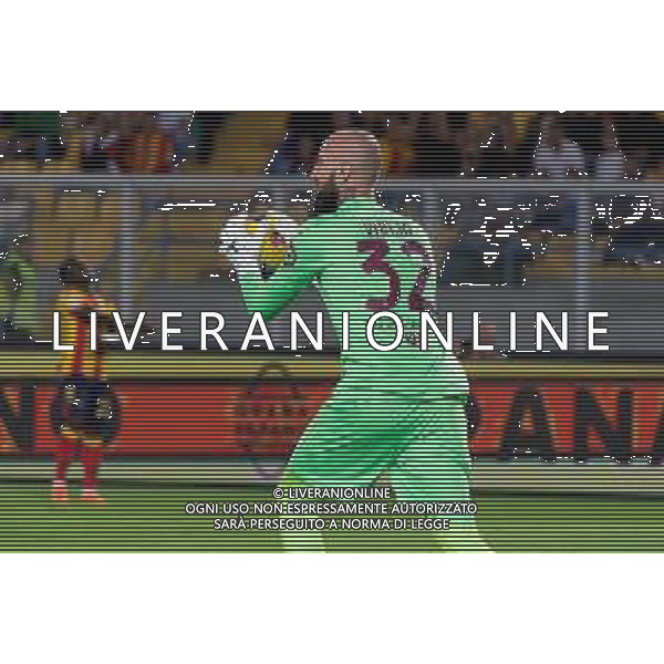 Vanja Milinkovic-Savic of Torino FC during the Italian soccer Serie A match US Lecce vs Torino FC on October 28, 2023 at Via del Mare Stadium in Lecce, Italy. Photo by Emmanuele Mastrodonato/ag. Aldo Liverani sas