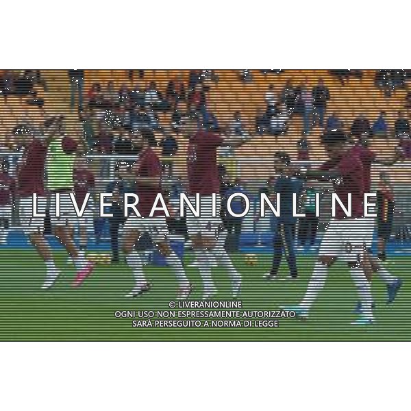 Players of Torino FC warms up during the Italian soccer Serie A match US Lecce vs Torino FC on October 28, 2023 at Via del Mare Stadium in Lecce, Italy. Photo by Emmanuele Mastrodonato/ag. Aldo Liverani sas