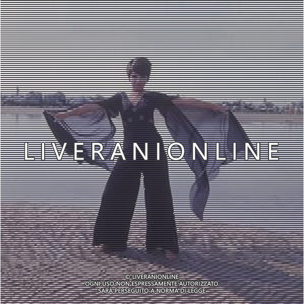 COL-RETROSPETTIVA LARA SAINT PAUL CANTANTE NELLA FOTO LARA SAINT PAUL A RICCIONE NELL\'ANNO 1969 AG ALDO LIVERANI SAS