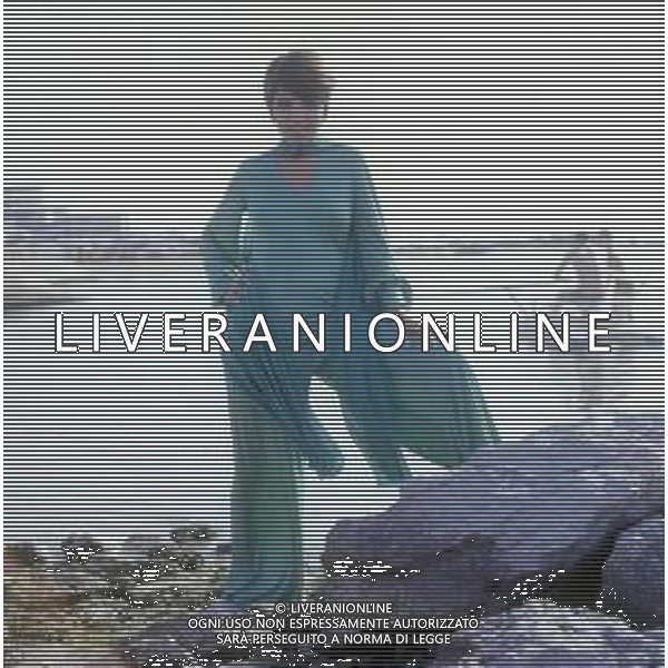 COL-RETROSPETTIVA LARA SAINT PAUL CANTANTE NELLA FOTO LARA SAINT PAUL A RICCIONE NELL\'ANNO 1969 AG ALDO LIVERANI SAS