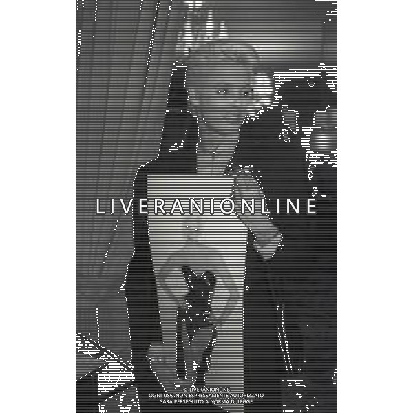 NEG-RETROSPETTIVA BRIGITTE NIELSEN ATTRICE  NELLA FOTO BRIGITTE NIELSEN PRESENTA IL SUO DISCO NELL\'ANNO 1987 A MILANO IN TERRAZZA MARTINI  AG ALDO LIVERANI SAS