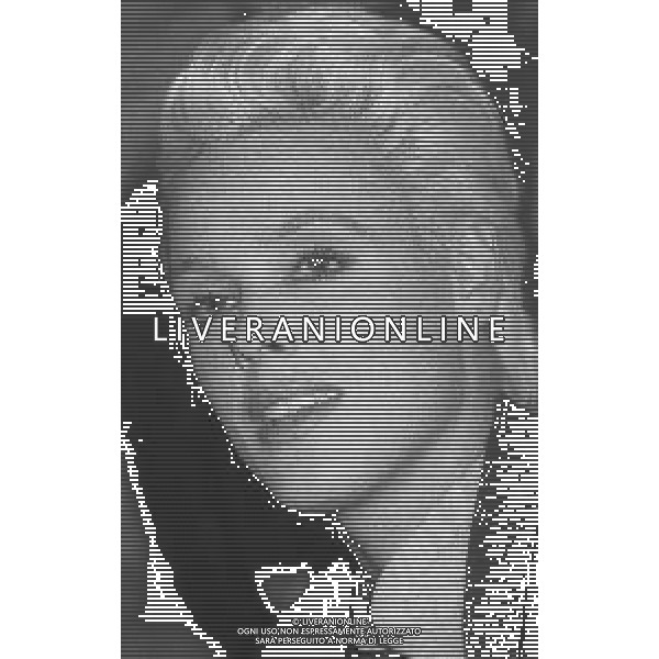 NEG-RETROSPETTIVA BRIGITTE NIELSEN ATTRICE  NELLA FOTO BRIGITTE NIELSEN PRESENTA IL SUO DISCO NELL\'ANNO 1987 A MILANO IN TERRAZZA MARTINI  AG ALDO LIVERANI SAS