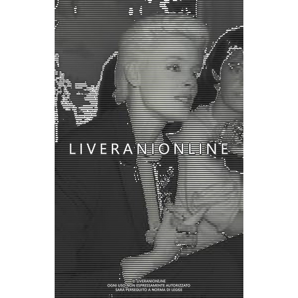 NEG-RETROSPETTIVA BRIGITTE NIELSEN ATTRICE  NELLA FOTO BRIGITTE NIELSEN PRESENTA IL SUO DISCO NELL\'ANNO 1987 A MILANO IN TERRAZZA MARTINI  AG ALDO LIVERANI SAS