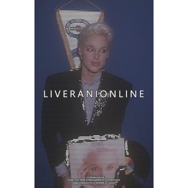 COL-RETROSPETTIVA BRIGITTE NIELSEN ATTRICE NELLA FOTO BRIGITTE NIELSEN PRESENTA IL SUO DISCO NELL\'ANNO 1987 A MILANO IN TERRAZZA MARTINI AG ALDO LIVERANI SAS 