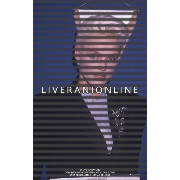 COL-RETROSPETTIVA BRIGITTE NIELSEN ATTRICE NELLA FOTO BRIGITTE NIELSEN PRESENTA IL SUO DISCO NELL\'ANNO 1987 A MILANO IN TERRAZZA MARTINI AG ALDO LIVERANI SAS 