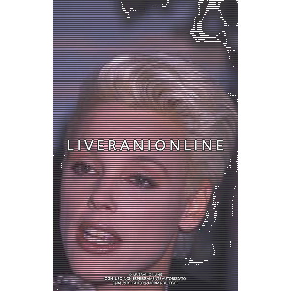 COL-RETROSPETTIVA BRIGITTE NIELSEN ATTRICE NELLA FOTO BRIGITTE NIELSEN PRESENTA IL SUO DISCO NELL\'ANNO 1987 A MILANO IN TERRAZZA MARTINI AG ALDO LIVERANI SAS 