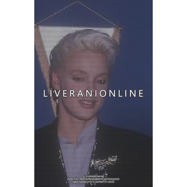 COL-RETROSPETTIVA BRIGITTE NIELSEN ATTRICE NELLA FOTO BRIGITTE NIELSEN PRESENTA IL SUO DISCO NELL\'ANNO 1987 A MILANO IN TERRAZZA MARTINI AG ALDO LIVERANI SAS 