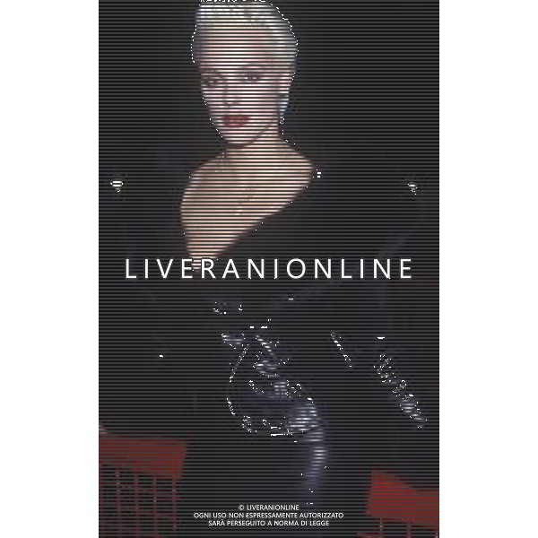 DIAP-RETROSPETTIVA BRIGITTE NIELSEN ATTRICE NELLA FOTO BRIGITTE NIELSEN NELL\'ANNO 1989 A MILANO TRASMISSIONE TELEVISIVA “ODIENS“ AG ALDO LIVERANI SAS 