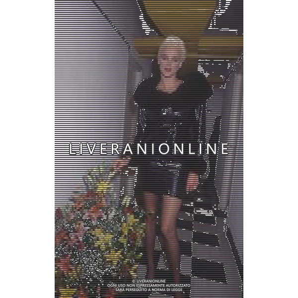 DIAP-RETROSPETTIVA BRIGITTE NIELSEN ATTRICE NELLA FOTO BRIGITTE NIELSEN NELL\'ANNO 1989 A MILANO TRASMISSIONE TELEVISIVA “ODIENS“ AG ALDO LIVERANI SAS 