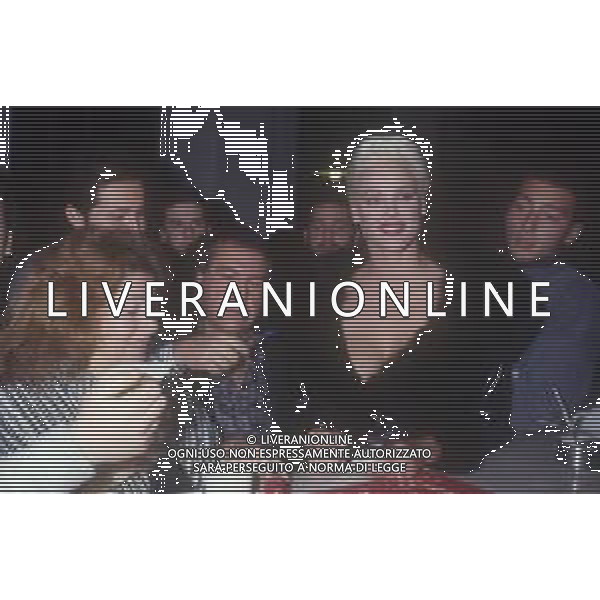 DIAP-RETROSPETTIVA BRIGITTE NIELSEN ATTRICE NELLA FOTO BRIGITTE NIELSEN CON JIMMY IL FENOMENO NELL\'ANNO 1989 A MILANO TRASMISSIONE TELEVISIVA “ODIENS“ AG ALDO LIVERANI SAS 