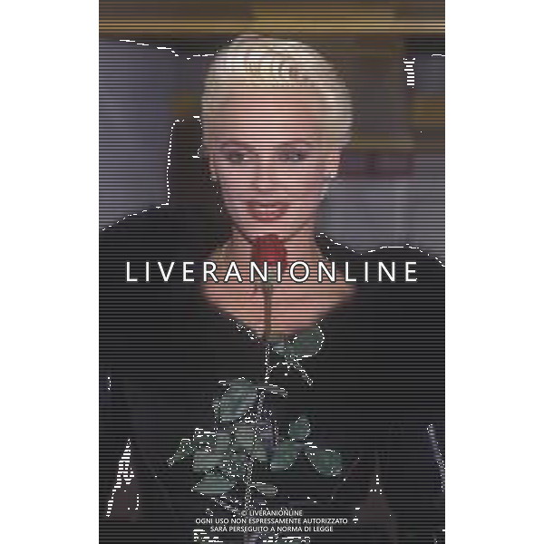 DIAP-RETROSPETTIVA BRIGITTE NIELSEN ATTRICE NELLA FOTO BRIGITTE NIELSEN NELL\'ANNO 1989 A MILANO TRASMISSIONE TELEVISIVA “ODIENS“ AG ALDO LIVERANI SAS 