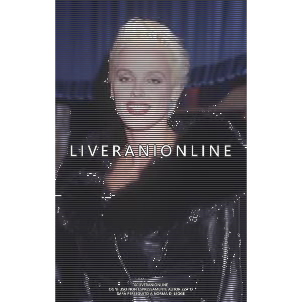 DIAP-RETROSPETTIVA BRIGITTE NIELSEN ATTRICE NELLA FOTO BRIGITTE NIELSEN NELL\'ANNO 1989 A MILANO TRASMISSIONE TELEVISIVA “ODIENS“ AG ALDO LIVERANI SAS 