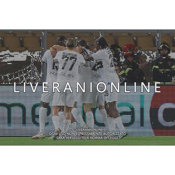 Simon Sohm of Parma Calcio celebrates after scoring a goal with teammates during the Coppa Italia round of 16 match between US Lecce and Parma Calcio on November 1, 2023 at Via del Mare Stadium in Lecce, Italy. Photo by Emmanuele Mastrodonato/ag. Aldo Liverani sas