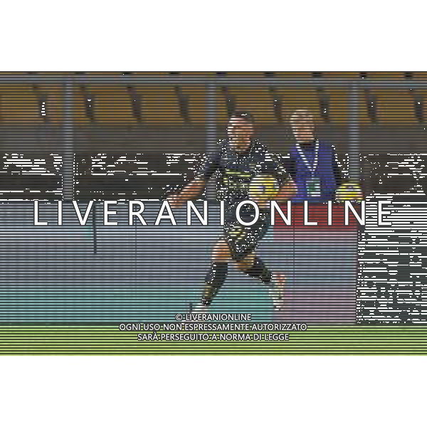 Roberto Piccoli of US Lecce celebrates after scoring a goal during the Coppa Italia round of 16 match between US Lecce and Parma Calcio on November 1, 2023 at Via del Mare Stadium in Lecce, Italy. Photo by Emmanuele Mastrodonato/ag. Aldo Liverani sas