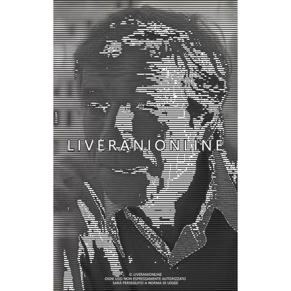 NEG-RETROSPETTIVA YVES MONTAND ATTORE NELLA FOTO YVES MONTAND NELL\'ANNO 1978 A CANNES  AG ALDO LIVERANI SAS  
