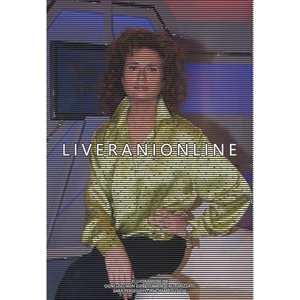 ROMA, 7-2-2001 GIGLIOLA CINQUETTI CONDUCE IL PROGRAMMA DI SAT2000 "VIVENDO " PARLANDO AFFIANCATA DA PIERO CAVAGLIA\' NELLA FOTO GIGLIOLA CINQUETTI FOTO ROMA001/AGENZIA ALDO LIVERANI