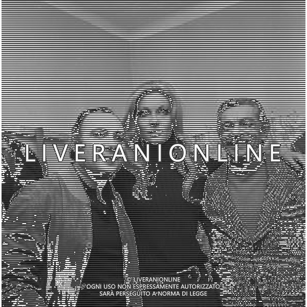 Neg- RETROSPETTIVA HELENE CHANEL ATTRICE CON IL CANTANTE CLAUDIO VILLA E L\'ATTORE COMICO TINO SCOTTI NELLA FOTO A MILANO NEL DICEMBRE DEL 1970 AG ALDO LIVERANI SAS