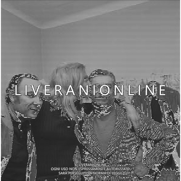 Neg- RETROSPETTIVA HELENE CHANEL ATTRICE CON IL CANTANTE CLAUDIO VILLA E L\'ATTORE COMICO TINO SCOTTI NELLA FOTO A MILANO NEL DICEMBRE DEL 1970 AG ALDO LIVERANI SAS