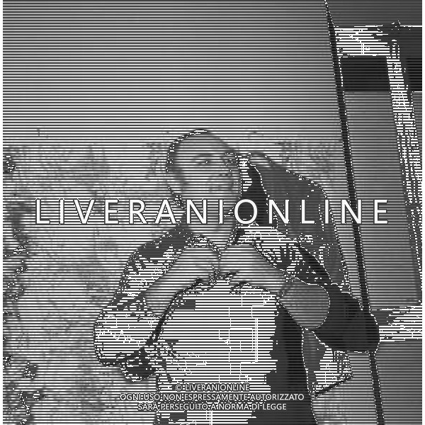 Neg- RETROSPETTIVA CLAUDIO VILLA CANTANTE NELLA FOTO A MILANO NEL DICEMBRE DEL 1970 AG ALDO LIVERANI SAS