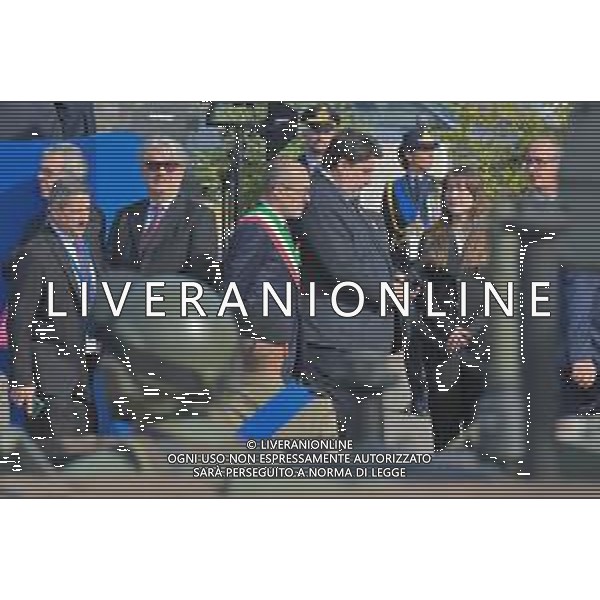 4-11-2023. Sergio Mattarella, presidente della Repubblica italiana, in visita a Cagliari, zona autorità portuale in Via Roma, in occasione della festa delle forze armate.. Foto Salvatore Moi/Agenzia Aldo Liverani s.a.s. Nella foto: da sinistra a destra, Paolo Truzzu sindaco del Comune di Cagliari, Cristian Solinas, presidente della regione autonoma della Sardegna ©MOI Salvatore /AGENZIA ALDO LIVERANI SAS