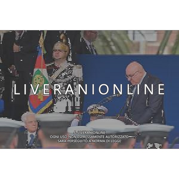 4-11-2023. Sergio Mattarella, presidente della Repubblica italiana, in visita a Cagliari, zona autorità portuale in Via Roma, in occasione della festa delle forze armate.. Foto Salvatore Moi/Agenzia Aldo Liverani s.a.s. Nella foto: da sinistra a destra, Sergio Mattarella, presidente della Repubblica Italiana, Guido Crosetto, ministro della difesa Italiana ©MOI Salvatore /AGENZIA ALDO LIVERANI SAS