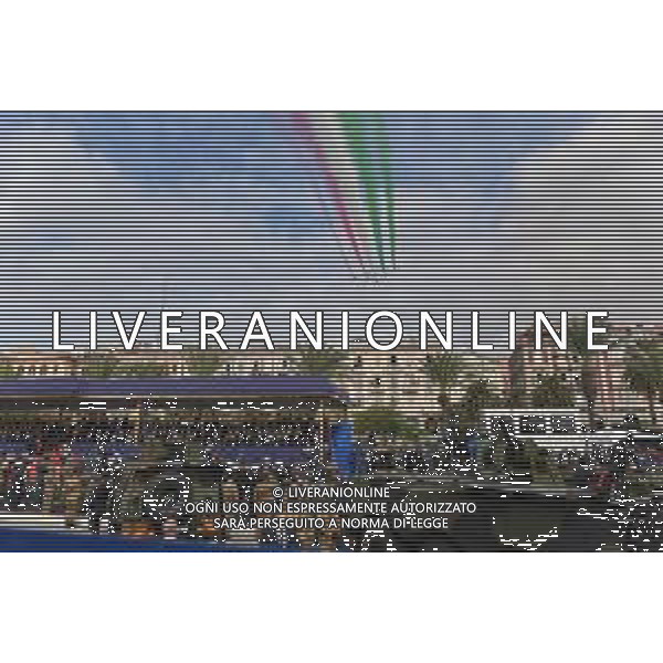 4-11-2023. Sergio Mattarella, presidente della Repubblica italiana, in visita a Cagliari, zona autorità portuale in Via Roma, in occasione della festa delle forze armate.. Foto Salvatore Moi/Agenzia Aldo Liverani s.a.s. Nella foto: Pattuglia acrobatica aereonautica italiana frecce tricolori ©MOI Salvatore /AGENZIA ALDO LIVERANI SAS