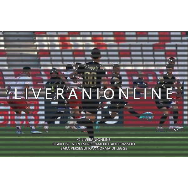 Giuseppe Sibilli of SSC Bari scores a goal of 1-0 during the Italian Serie B match SSC Bari vs Ascoli Calcio on November 4, 2023 at the San Nicola stadium in Bari, Italy. Photo by Emmanuele Mastrodonato/ag. Aldo Liverani sas/AGENZIA ALDO LIVERANI SAS