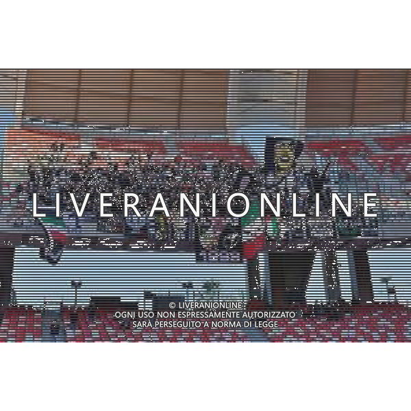 Supporters of Ascoli Calcio of Ascoli Calcio during the Italian Serie B match SSC Bari vs Ascoli Calcio on November 4, 2023 at the San Nicola stadium in Bari, Italy. Photo by Emmanuele Mastrodonato/ag. Aldo Liverani sas/AGENZIA ALDO LIVERANI SAS