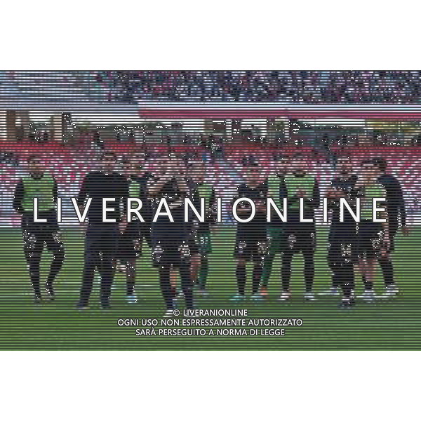 Players of Ascoli Calcio of Ascoli Calcio applauds fans during the Italian Serie B match SSC Bari vs Ascoli Calcio on November 4, 2023 at the San Nicola stadium in Bari, Italy. Photo by Emmanuele Mastrodonato/ag. Aldo Liverani sas/AGENZIA ALDO LIVERANI SAS