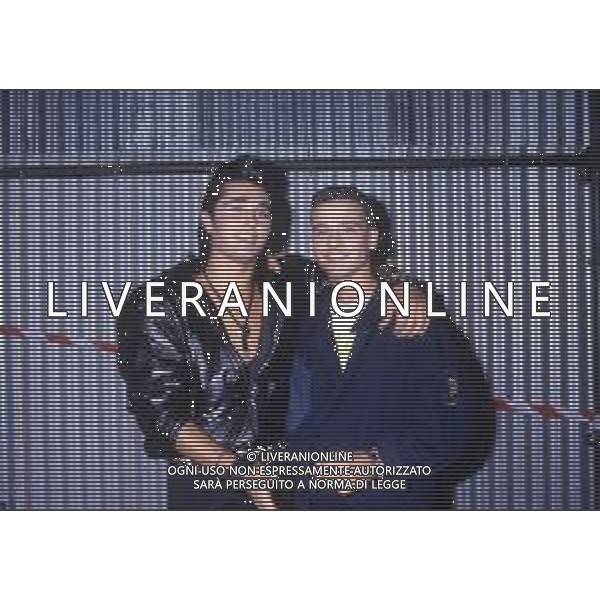 DIAP-RETROSPETTIVA EROS RAMAZZOTTI CANTANTE NELLA FOTO EROS RAMAZZOTTI CON SCIALPI AG ALDO LIVERANI SAS 