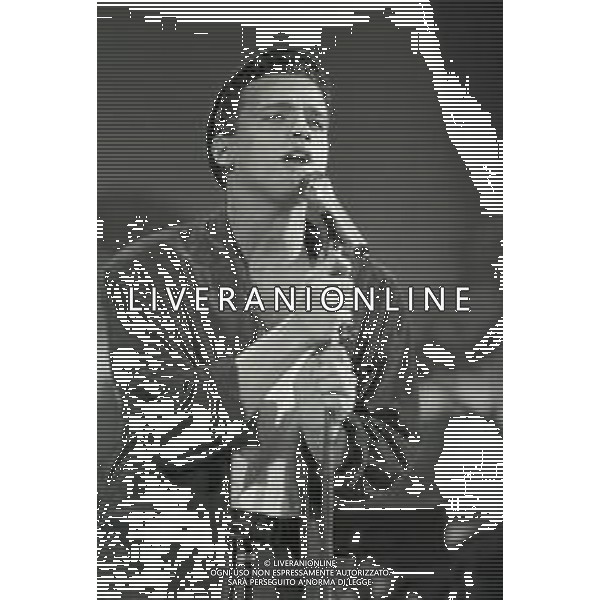 NEG-RETROSPETTIVA EROS RAMAZZOTTI CANTANTE NELLA FOTO EROS RAMAZZOTTI NELL\'ANNO 1986 AL FESTIVAL DI SANREMO AG ALDO LIVERANI SAS  