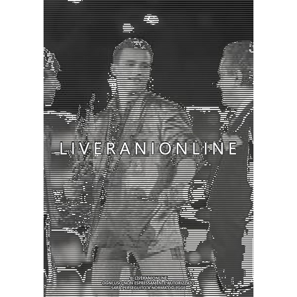NEG-RETROSPETTIVA EROS RAMAZZOTTI CANTANTE NELLA FOTO EROS RAMAZZOTTI NELL\'ANNO 1986 AL FESTIVALBAR AG ALDO LIVERANI SAS 