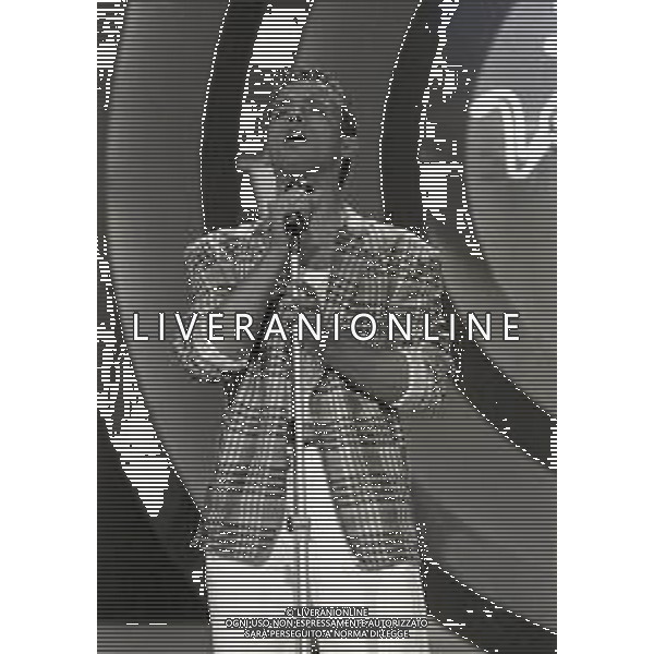 NEG-RETROSPETTIVA EROS RAMAZZOTTI CANTANTE NELLA FOTO EROS RAMAZZOTTI NELL\'ANNO 1986 A SAINT VINCENT AG ALDO LIVERANI SAS 