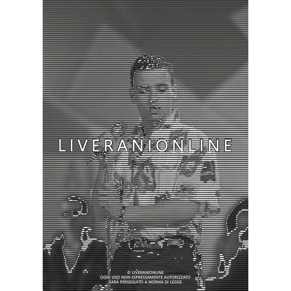 NEG-RETROSPETTIVA EROS RAMAZZOTTI CANTANTE NELLA FOTO EROS RAMAZZOTTI NELL\'ANNO 1986 A SAINT VINCENT AG ALDO LIVERANI SAS 