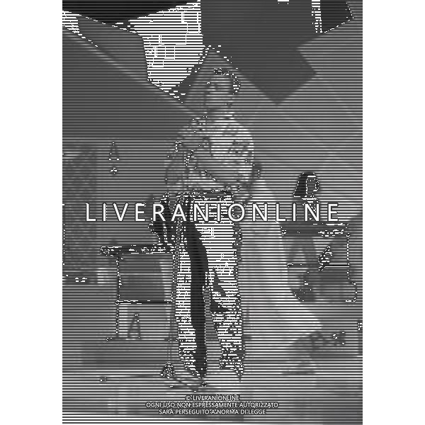 NEG-RETROSPETTIVA EROS RAMAZZOTTI CANTANTE NELLA FOTO EROS RAMAZZOTTI NELL\'ANNO 1986 A SAINT VINCENT AG ALDO LIVERANI SAS 